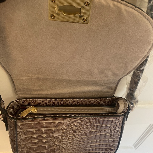 NWOT Brahamin Crossbody - Picture 5 of 7